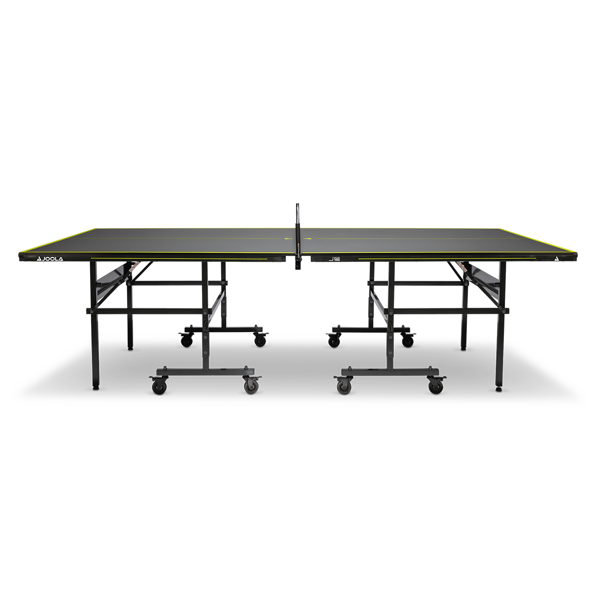 Tischtennisplatte JOOLA J15 schwarz mit gelben Linien und klappbarem Metallgestell auf Rollen.